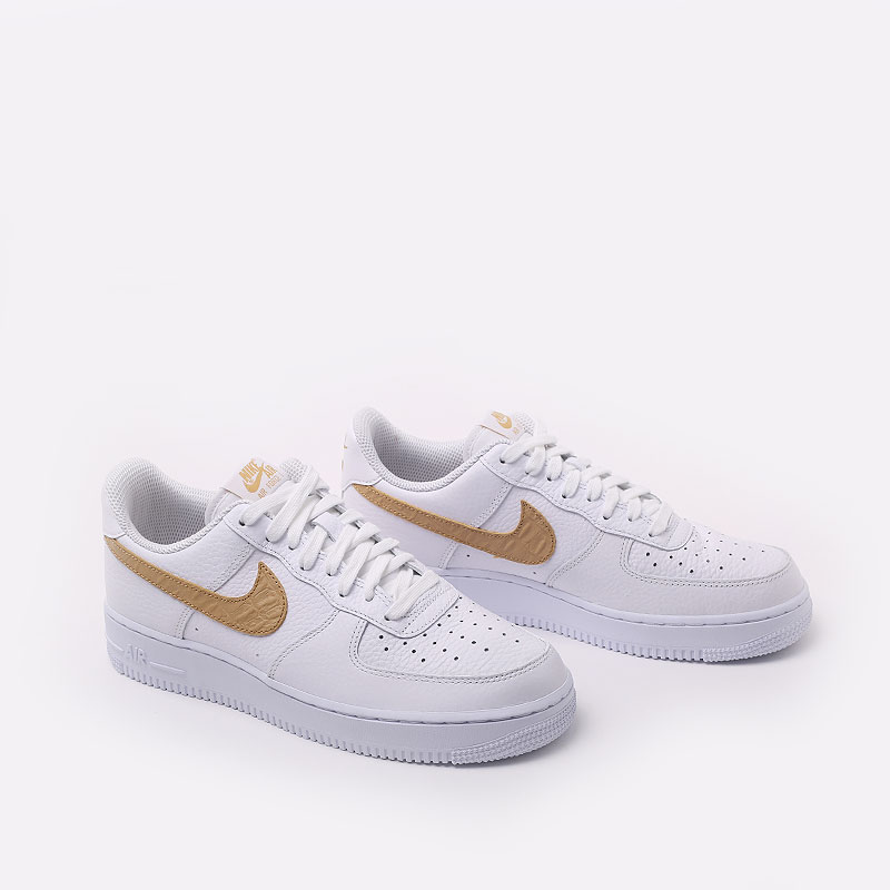 мужские белые кроссовки Nike Air Force 1 LV8 CW7567-101 - цена, описание, фото 2